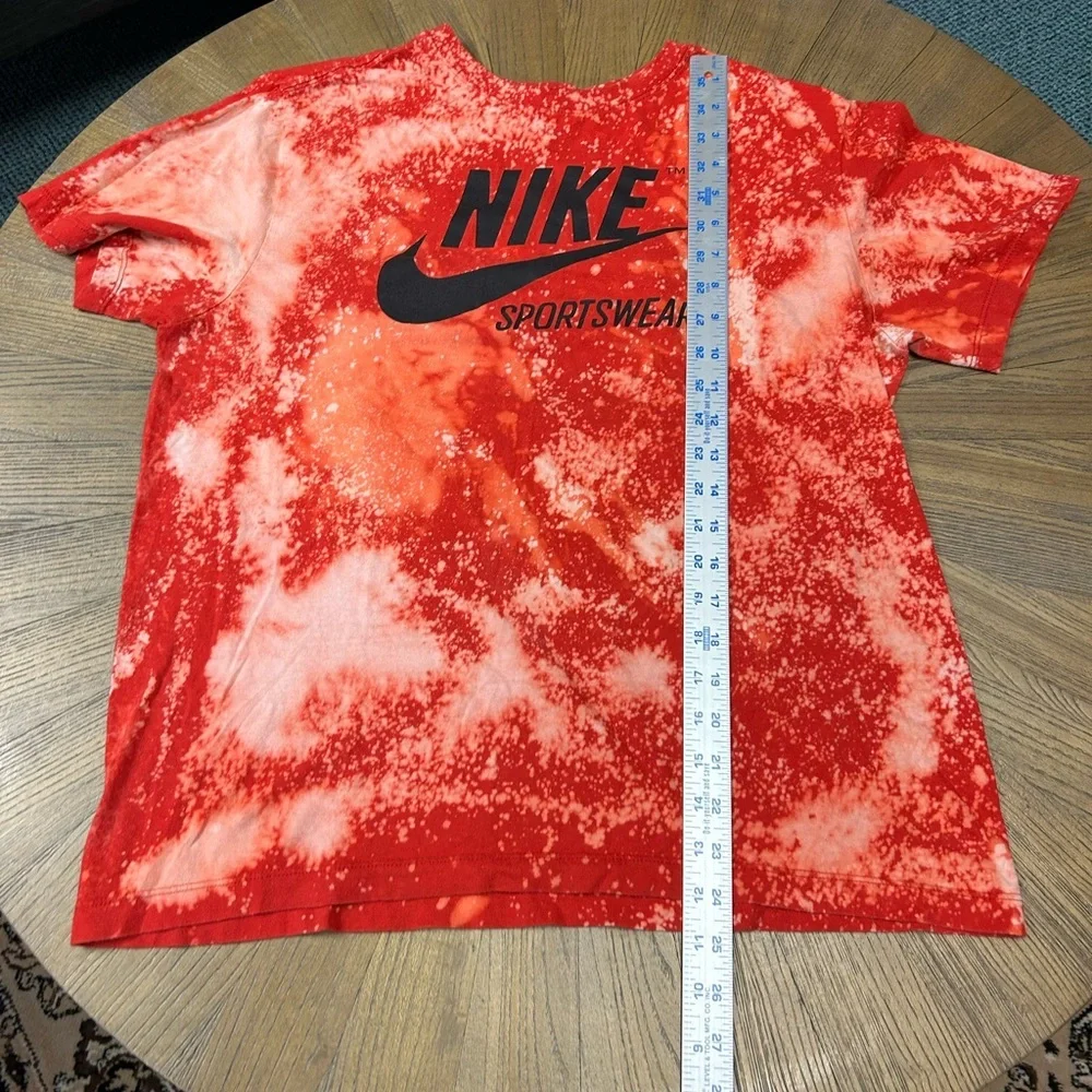 Nike tee fabulous